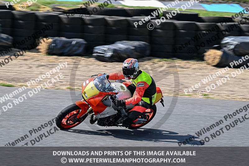 enduro digital images;event digital images;eventdigitalimages;lydden hill;lydden no limits trackday;lydden photographs;lydden trackday photographs;no limits trackdays;peter wileman photography;racing digital images;trackday digital images;trackday photos